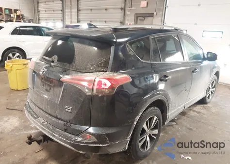 2017 Toyota Rav4 Xle из США, поврежденный, VIN JTMRFREVXHD207319